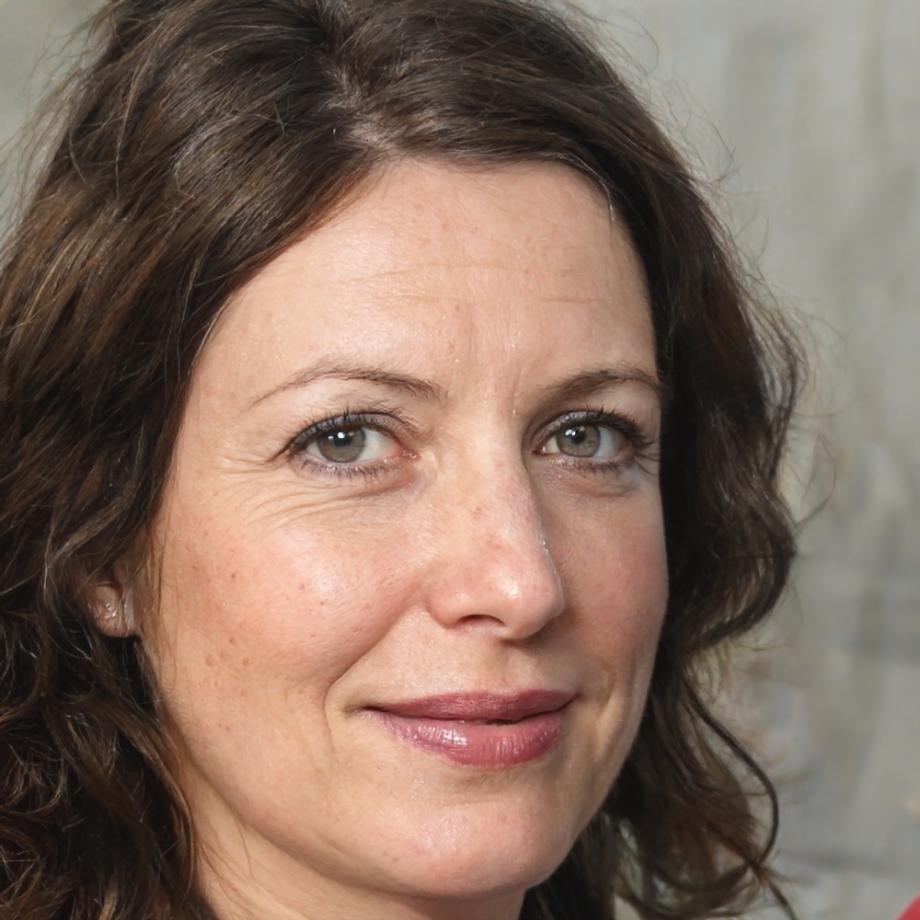 Finanzberaterin Dr. Anna Weber